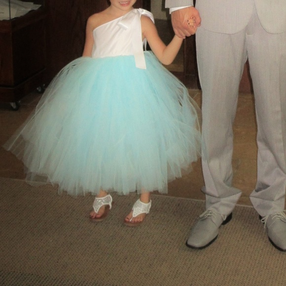 Flower Girl Dress - Picture 3 of 3